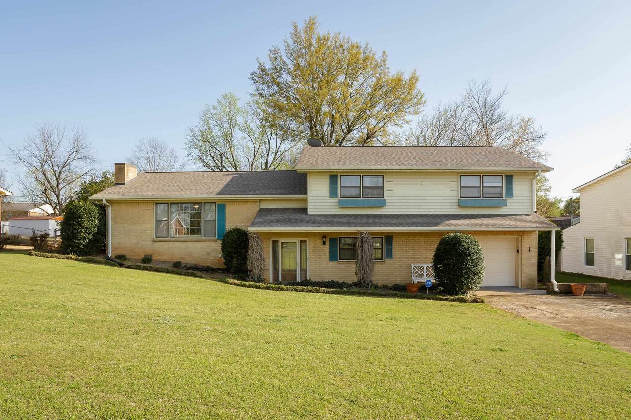 1004 Hemlock St - Photo 1