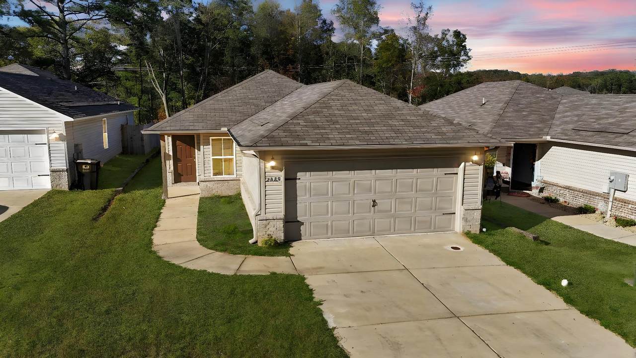 2089 Kilpatrick Ln - Photo 1