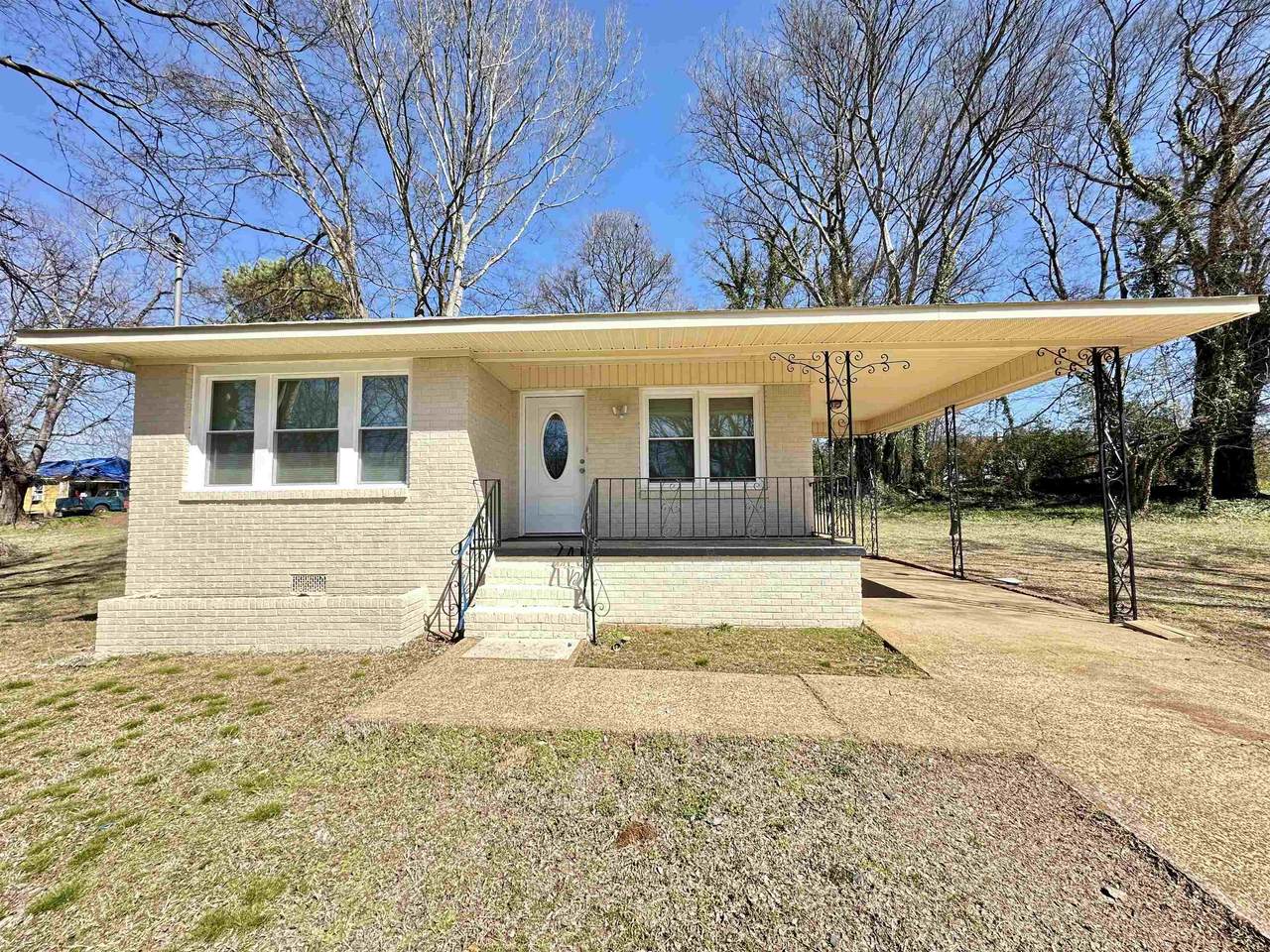 149 Fayette St - Photo 1