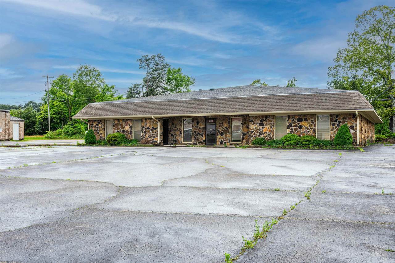 2807 Mall Dr - Photo 1