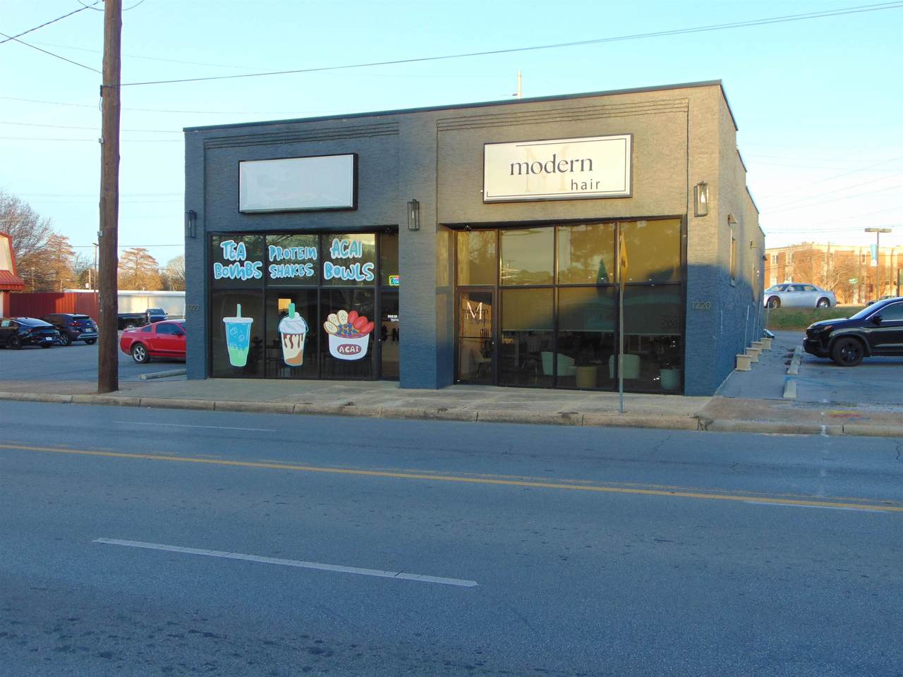 1220 Wood Ave - Photo 1