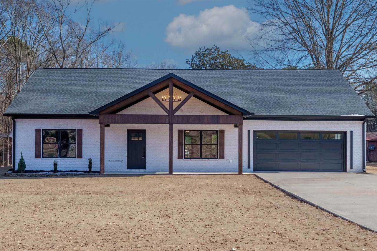 350 Betsy Ross Ln - Photo 1