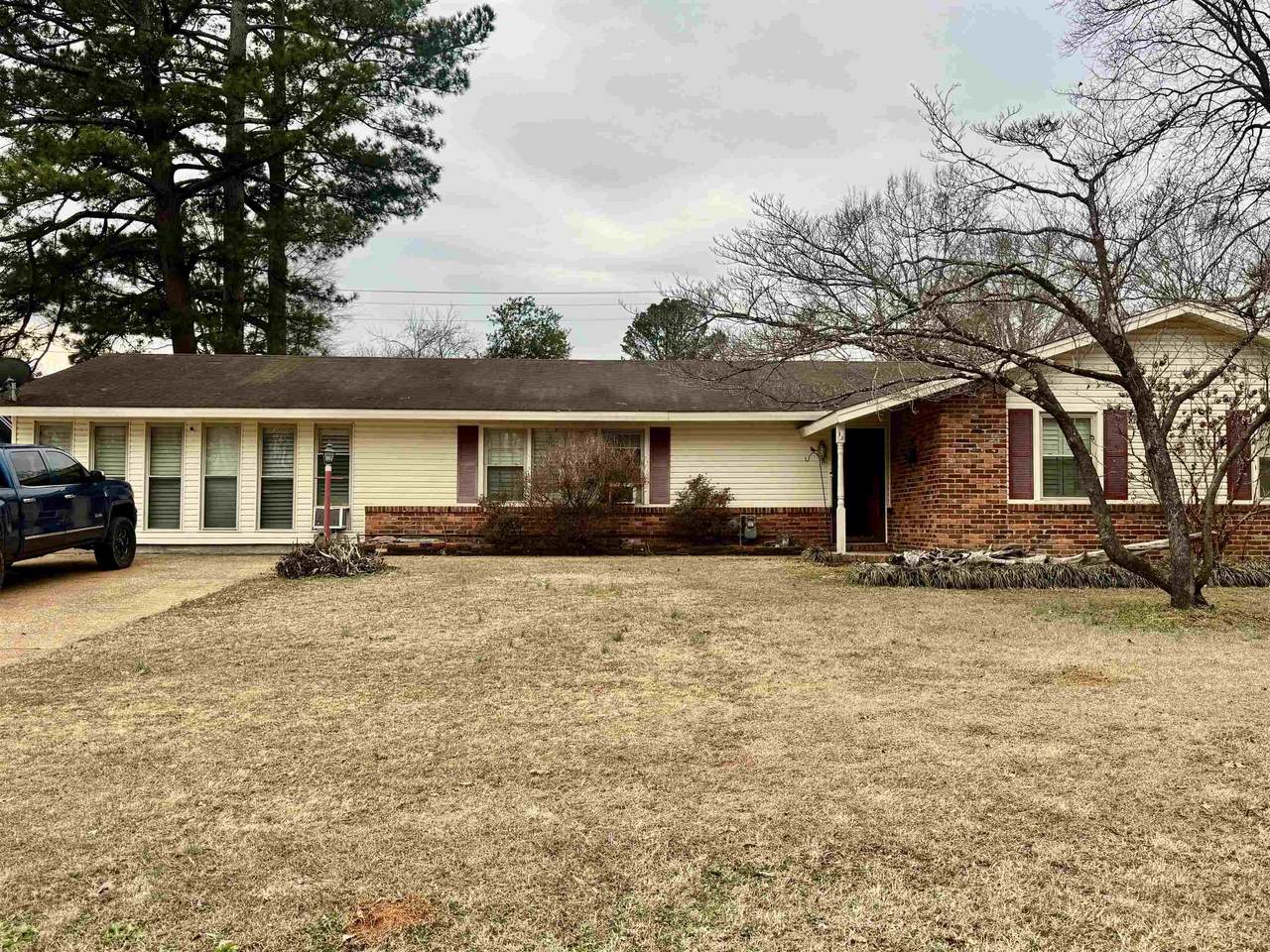 161 Patsy Dr - Photo 1