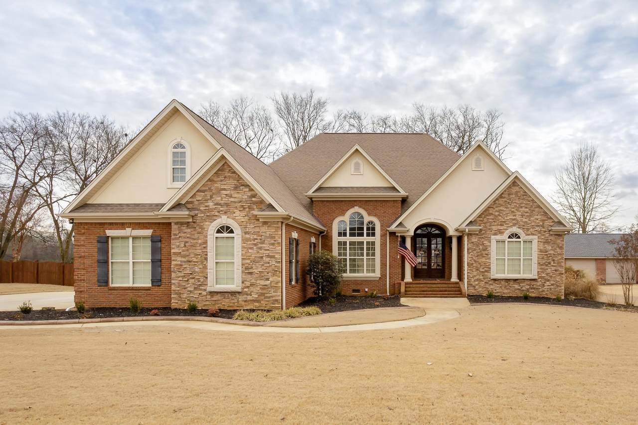 308 Lonnie Dr - Photo 1