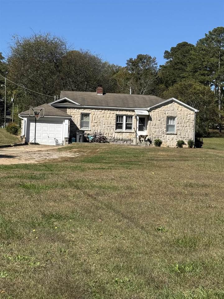 2015 Jackson Ave - Photo 1