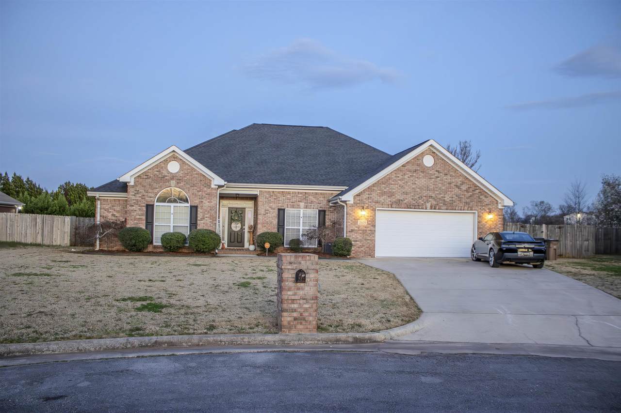 2609 Buckingham Gate - Photo 1