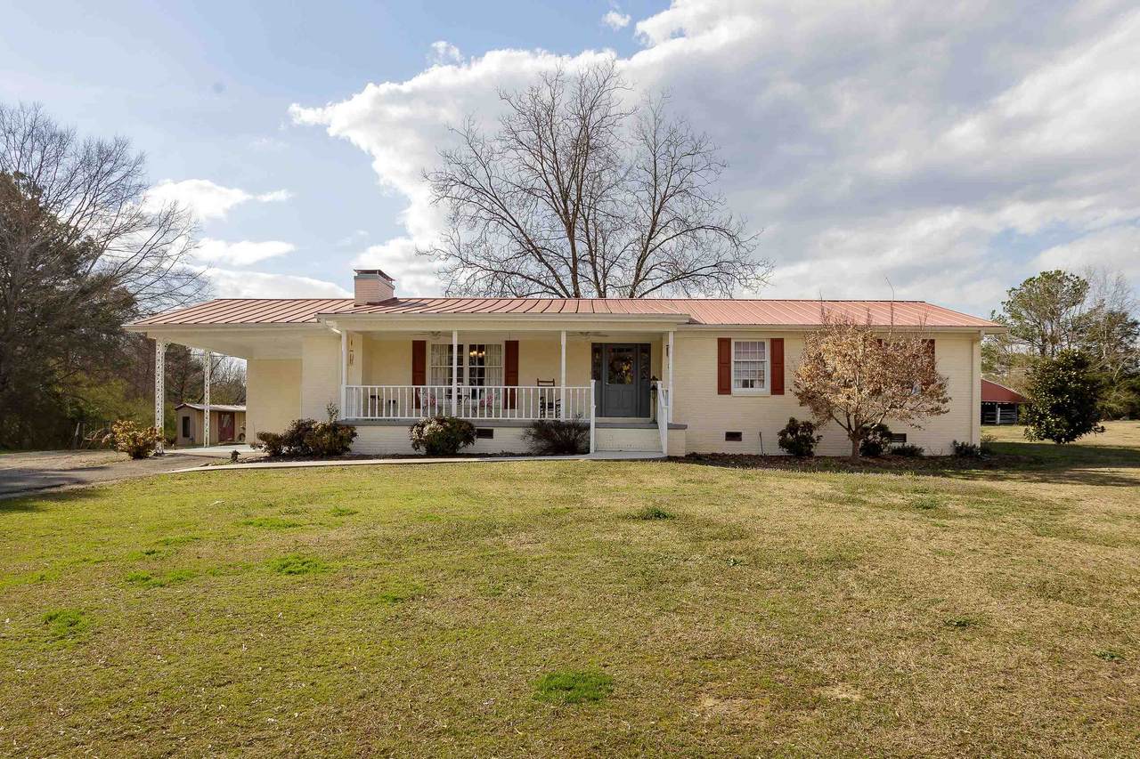 2645 Pineywoods Rd - Photo 1