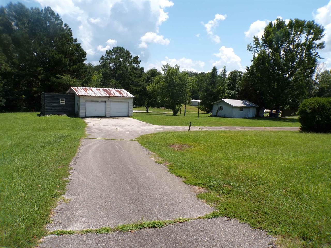 8110 Allsboro Rd - Photo 1