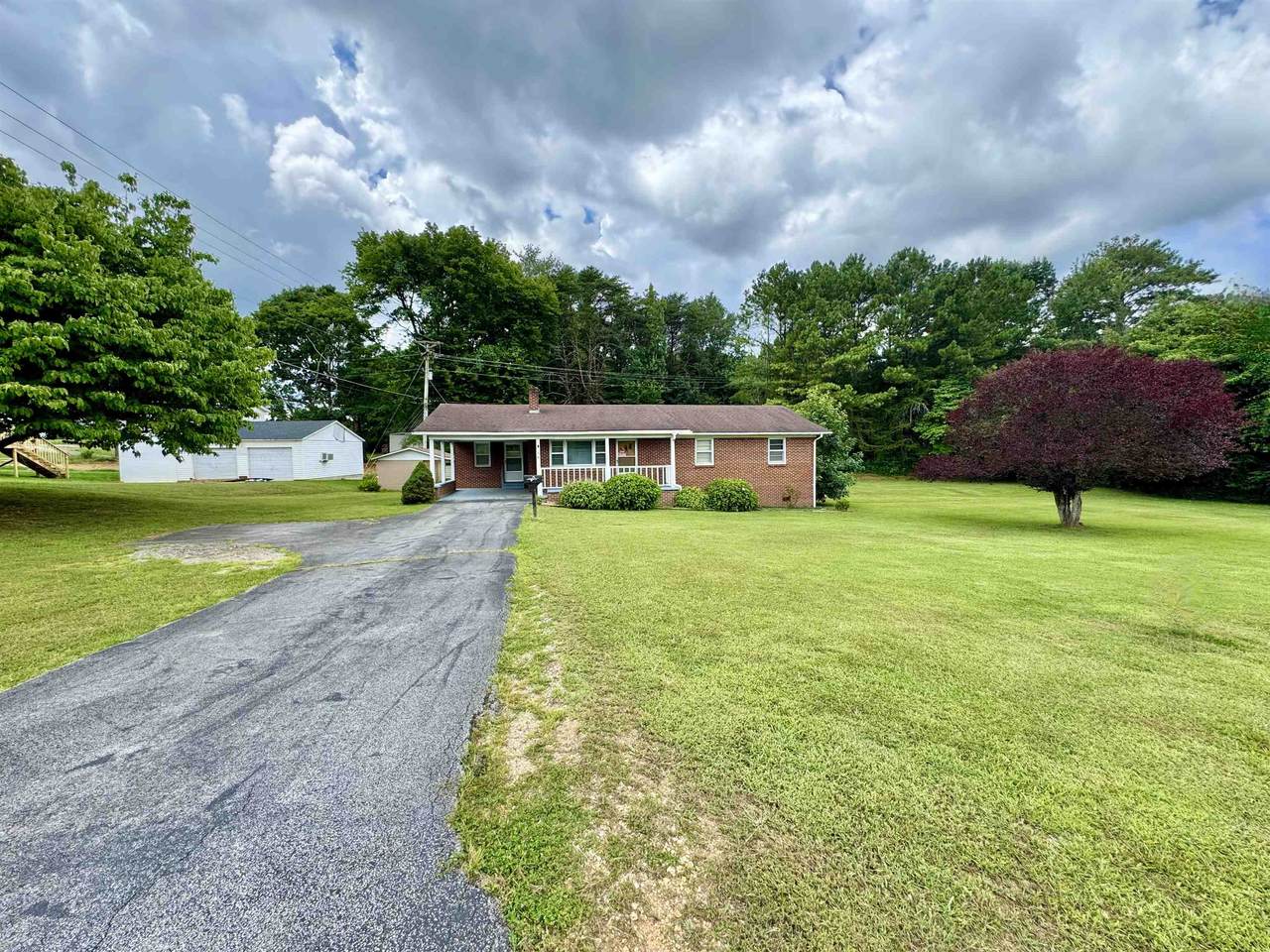 75 Shoals Ave - Photo 1