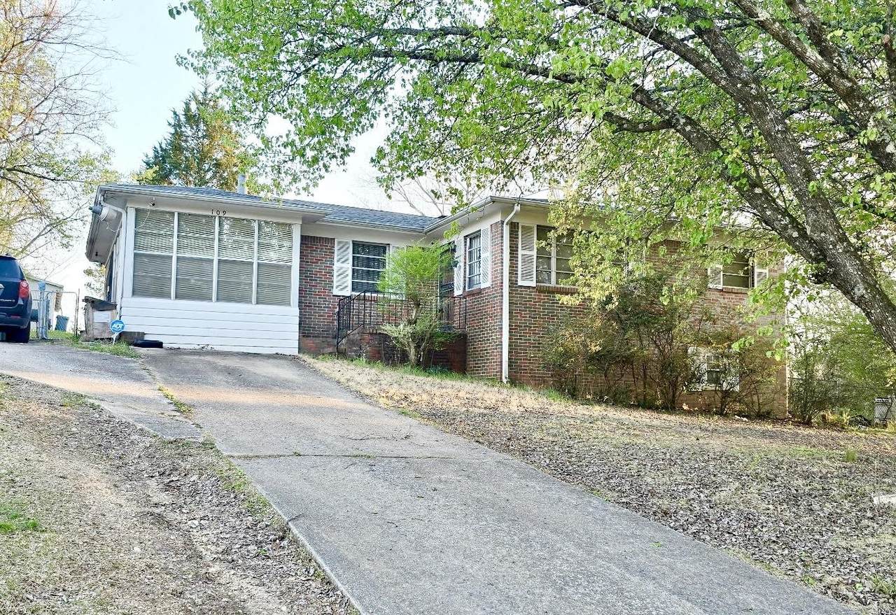 109 26th Ave - Photo 1