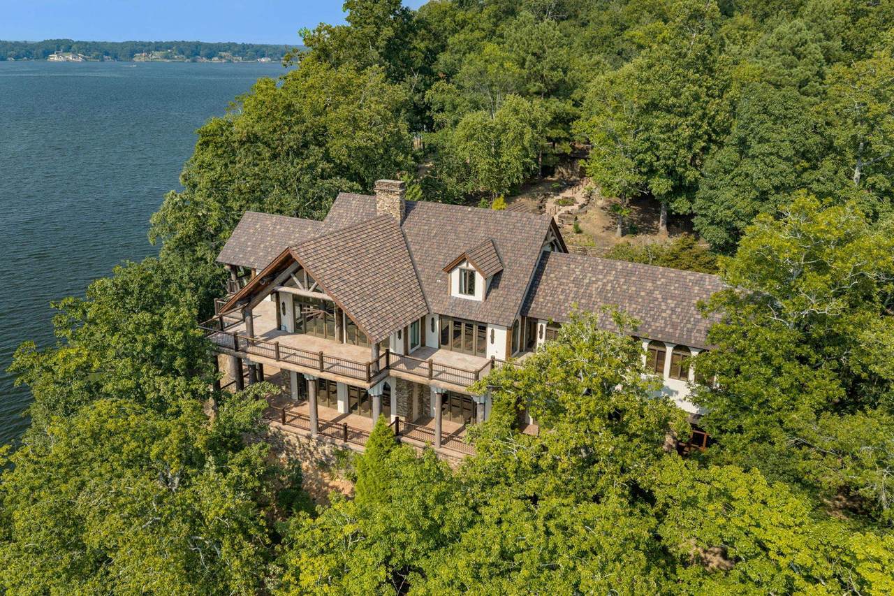721 Three Point Dr - Photo 1