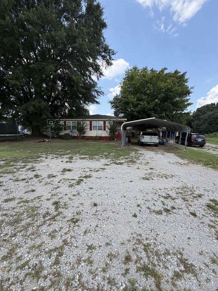 8171 Hwy 72 - Photo 1
