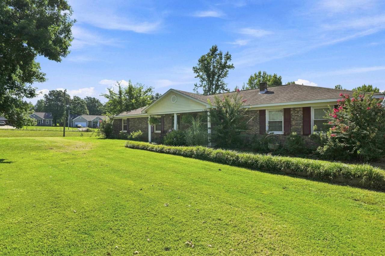 21460 Co Rd 8 - Photo 1