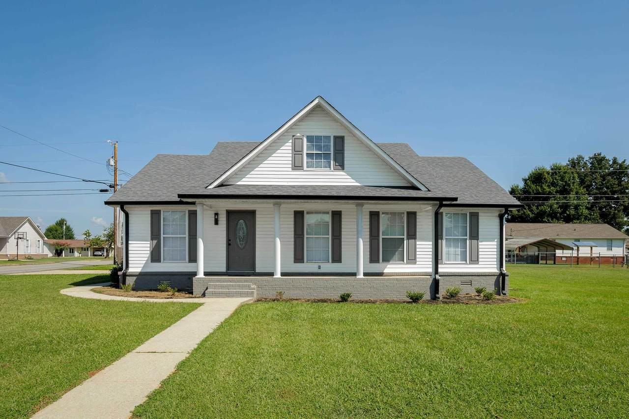 218 Government Blvd - Photo 1