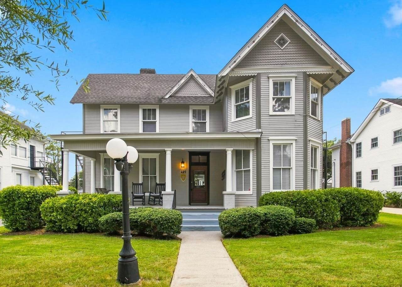 429 Walnut St - Photo 1