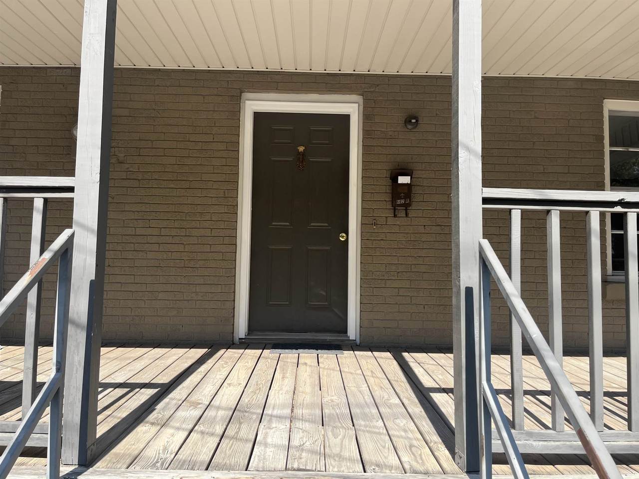 1112A 2nd Ave - Photo 1