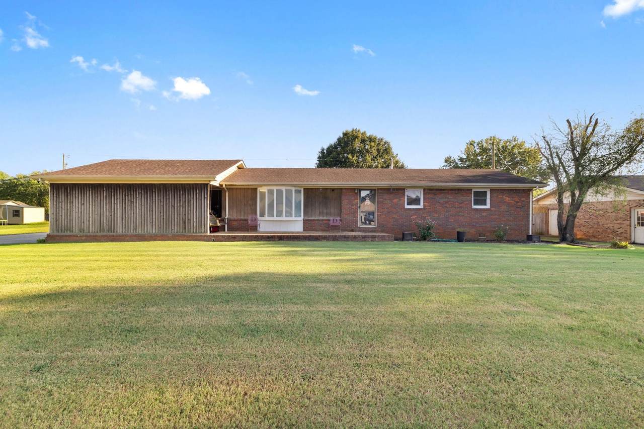 1010 Grand Ave - Photo 1