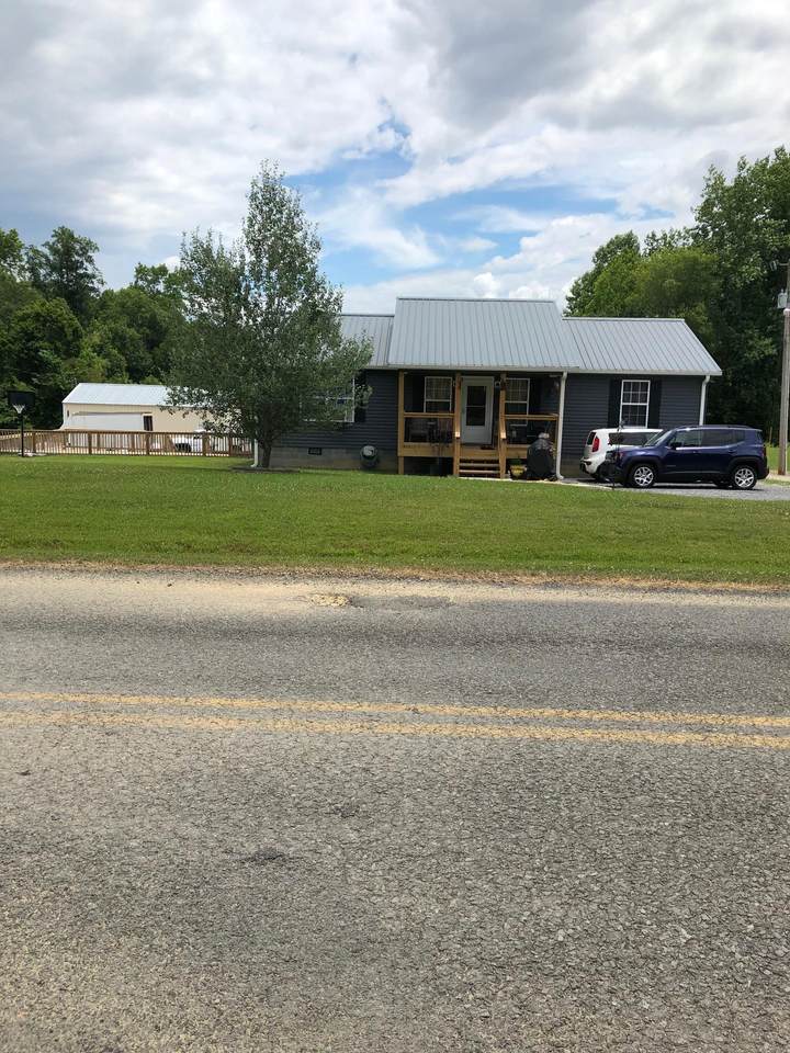 1411 Co Rd 463 - Photo 1