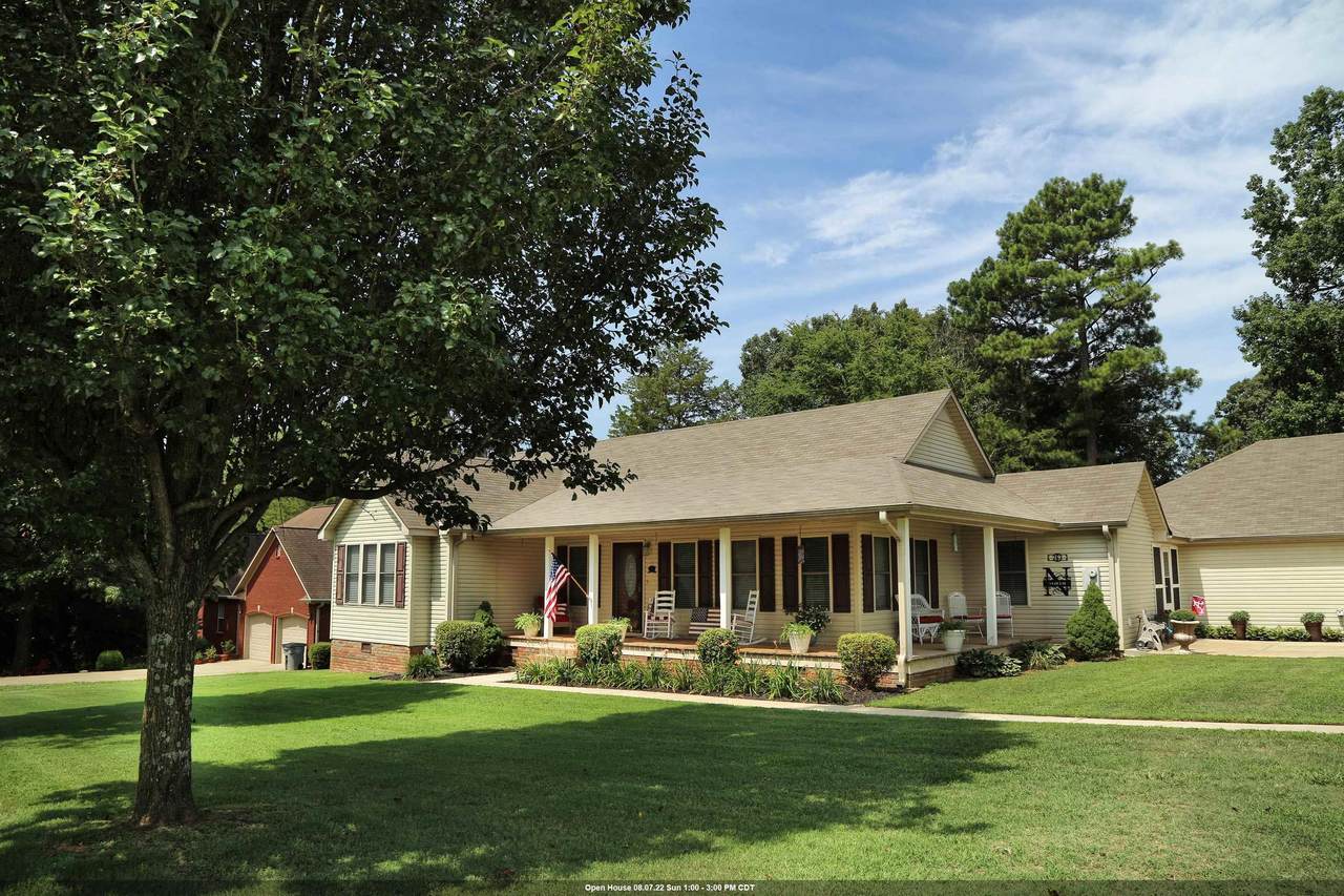 263 Erica Dr - Photo 1