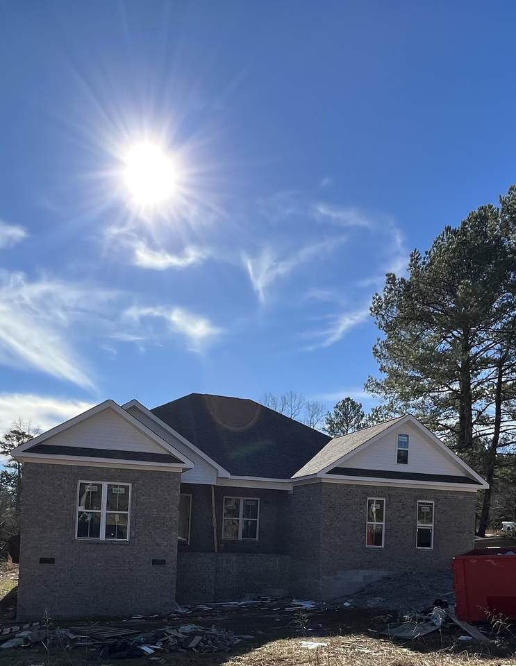20 Eastwood Ln - Photo 1