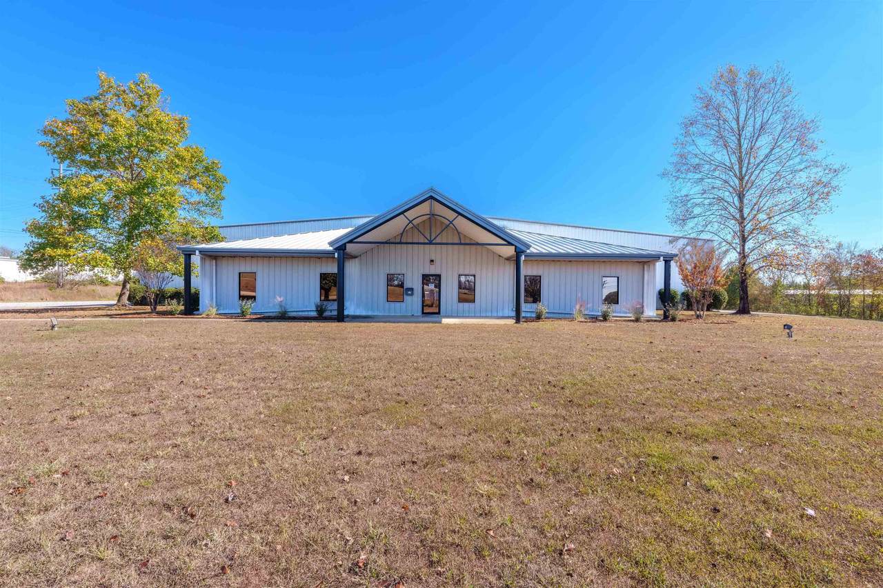 4504 Helton Dr - Photo 1