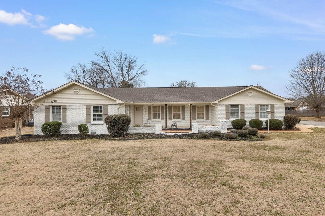 1809 Virginia Ave - Photo 1