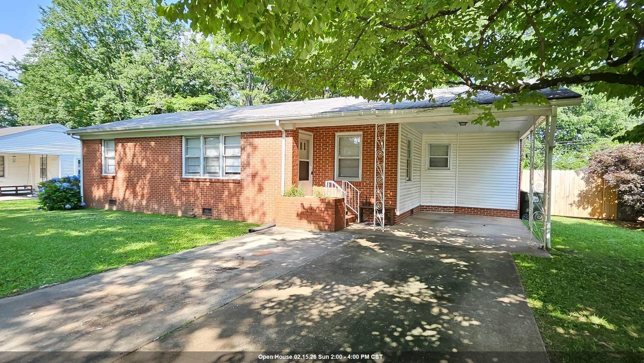 325 Crestview Dr - Photo 1