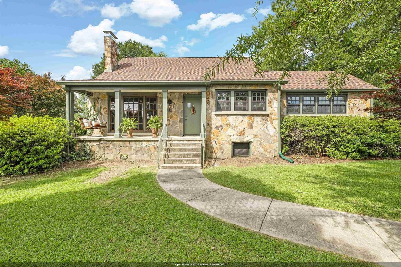 811 8th Ave - Photo 1