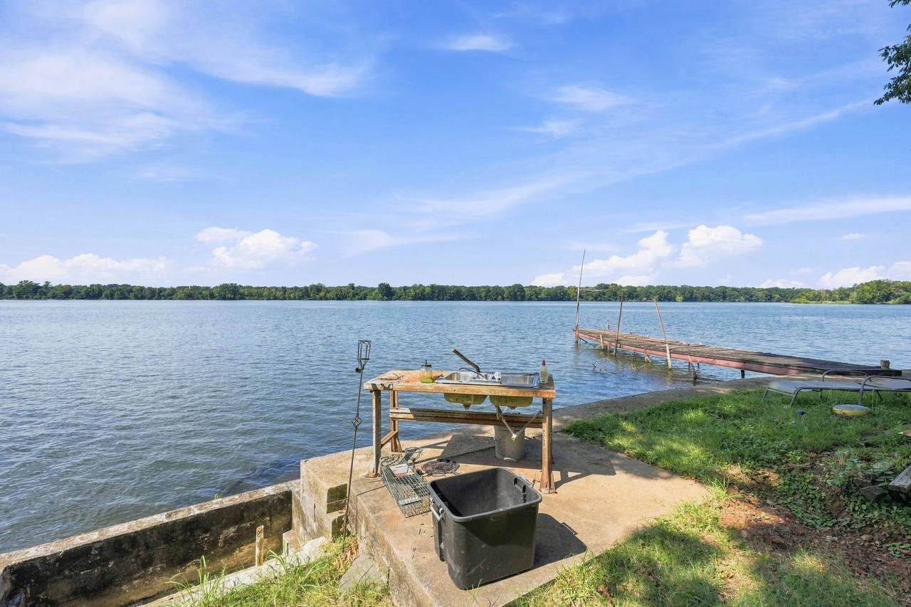 https://bt-photos.global.ssl.fastly.net/shoals/1280_boomver_2_530891-1.jpg