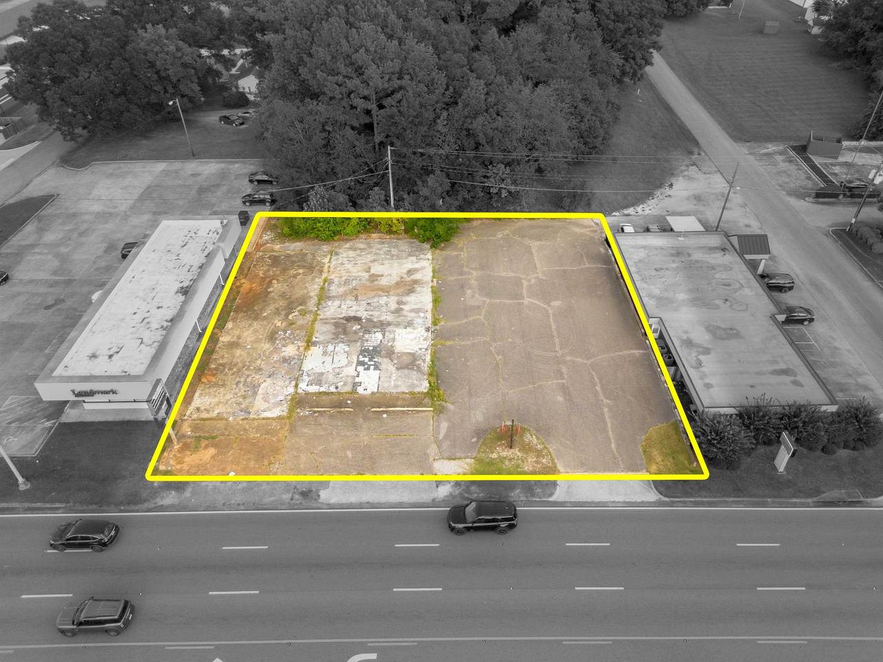1905 Woodward Ave - Photo 1
