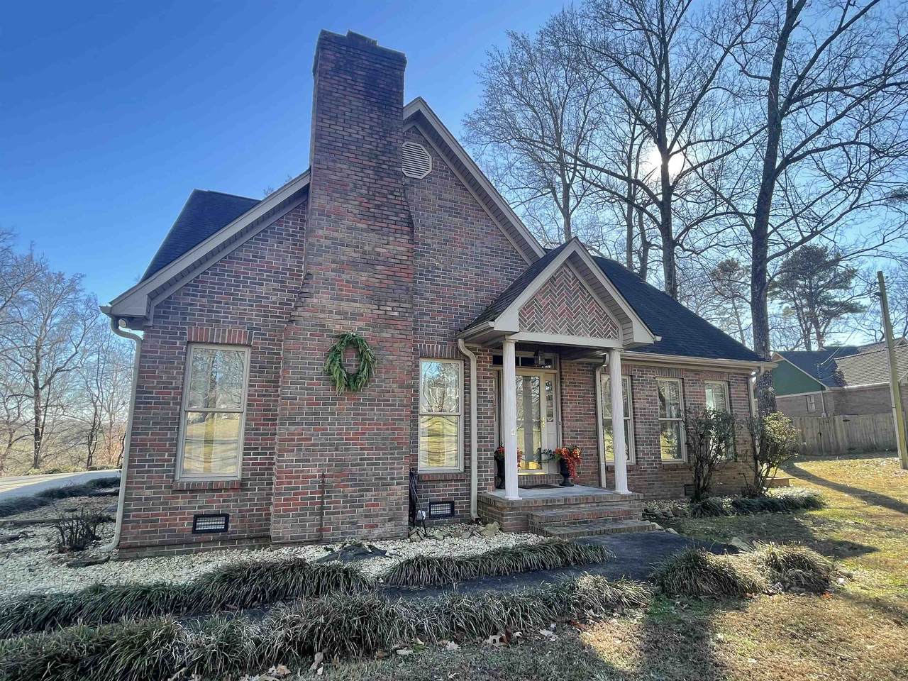 328 Bluff Dr - Photo 1