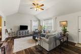 210 Mayfair Ln - Photo 3