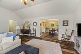 210 Mayfair Ln - Photo 5