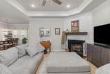 1834 Loebner Ln - Photo 9