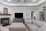 1834 Loebner Ln - Photo 10