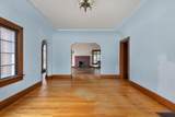 611 Clark St - Photo 11