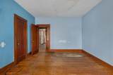 611 Clark St - Photo 18
