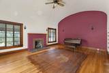 611 Clark St - Photo 6