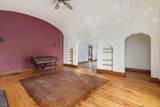 611 Clark St - Photo 7