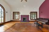 611 Clark St - Photo 9