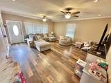 690 Blake Dr - Photo 8