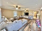 690 Blake Dr - Photo 9