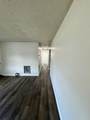 1018 Veterans Dr - Photo 17