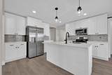 1316 Meldrum St - Photo 9