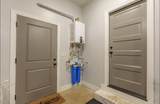 1096 Raintree Dr - Photo 32