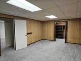 302 Robinhood Dr - Photo 18