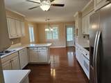 302 Robinhood Dr - Photo 4