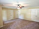 302 Robinhood Dr - Photo 10