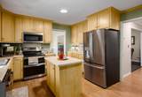 303 Laurel St - Photo 4