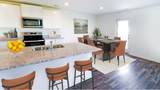 1152 Waverley Ln - Photo 3